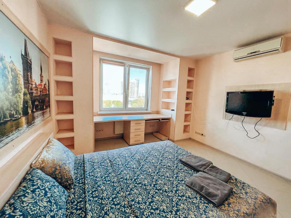 Cozy Apartments On The Left Bank Kiev Luaran gambar